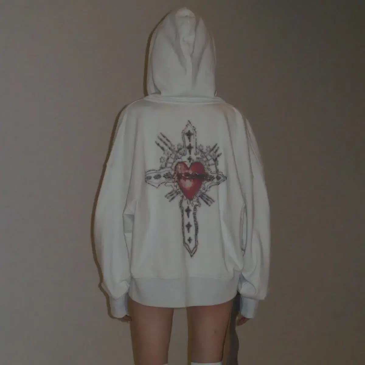 스컬프터 후드집업 Beaded Saint Hoodie Zip-Up